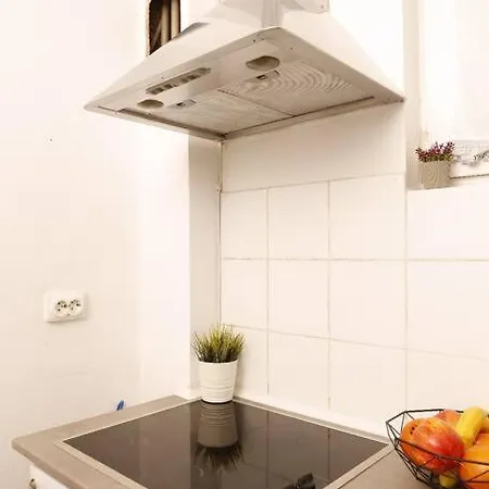 1 Bdrm Apartment In City Center Bucarest Extérieur photo